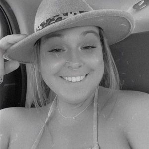 Meet your Posher, Bailey